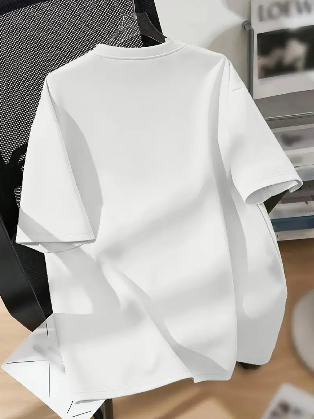 Simple  T-shirt Casual and Versatile Style