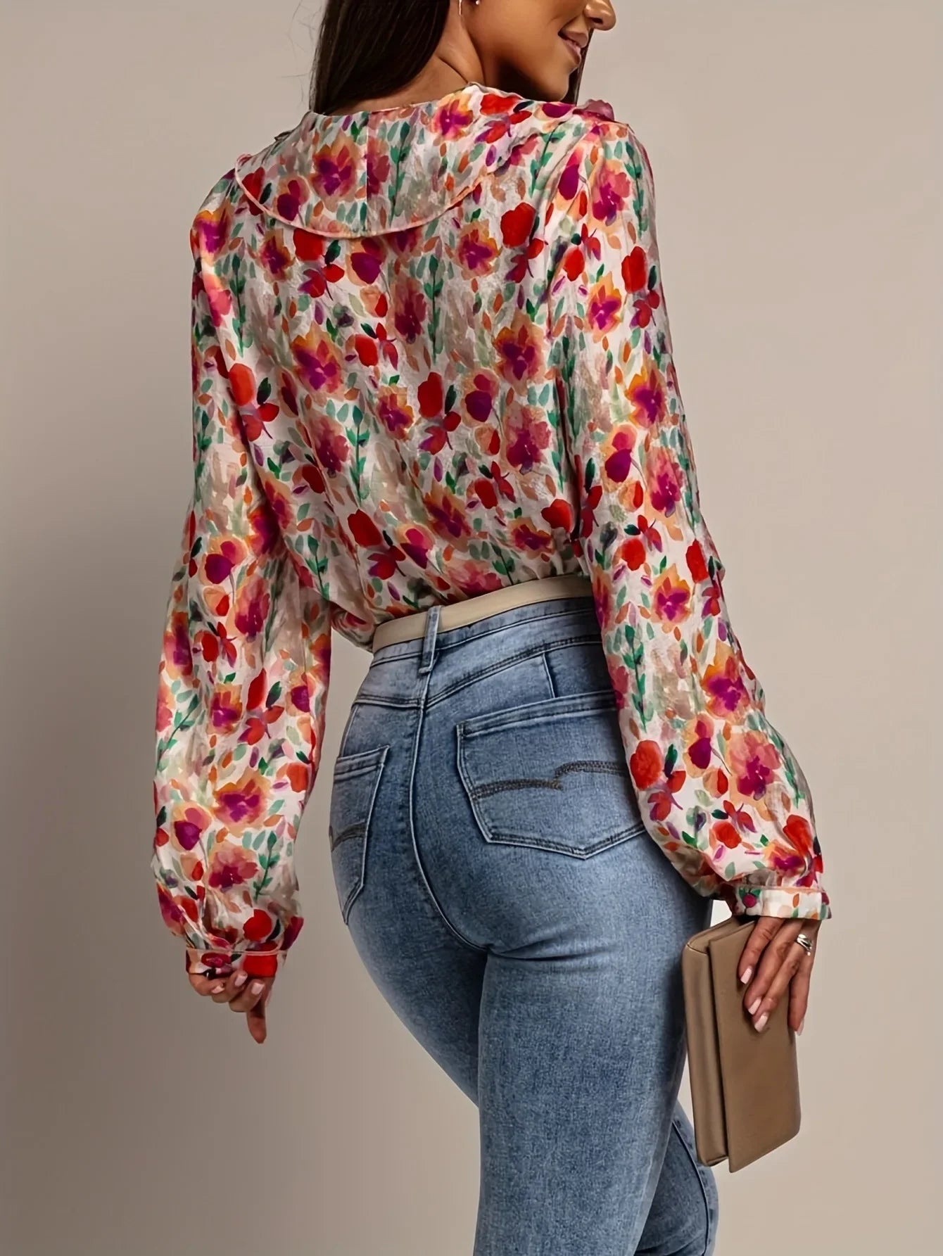 New V-neck Ruffled Printed Blouse  Sweet Fashion